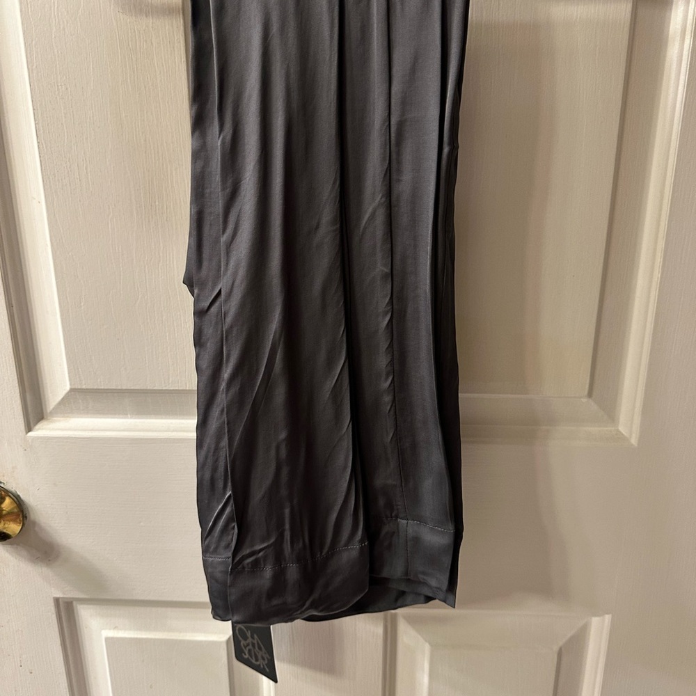 Chaser Women's Silky Satin Pants NWT - Picture 2 of 6